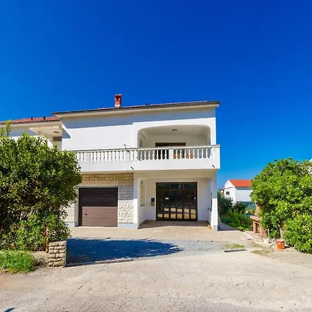 Apartment Slavica R Banjol