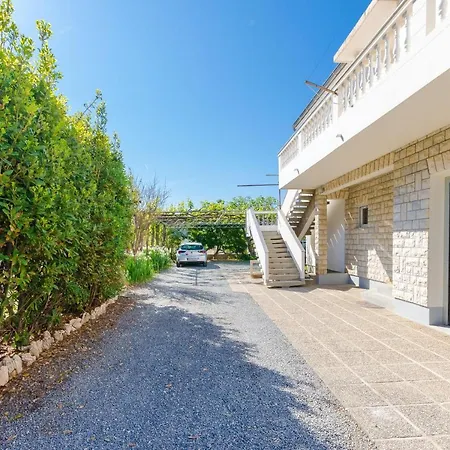 Apartment Slavica R