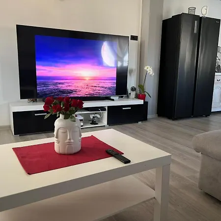 Slavica R Apartment