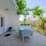 Apartment Slavica R *