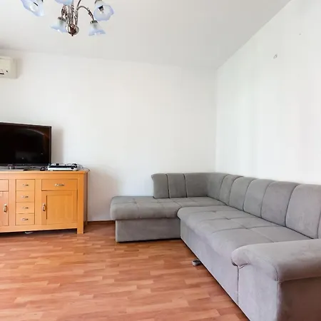 Slavica R Apartman